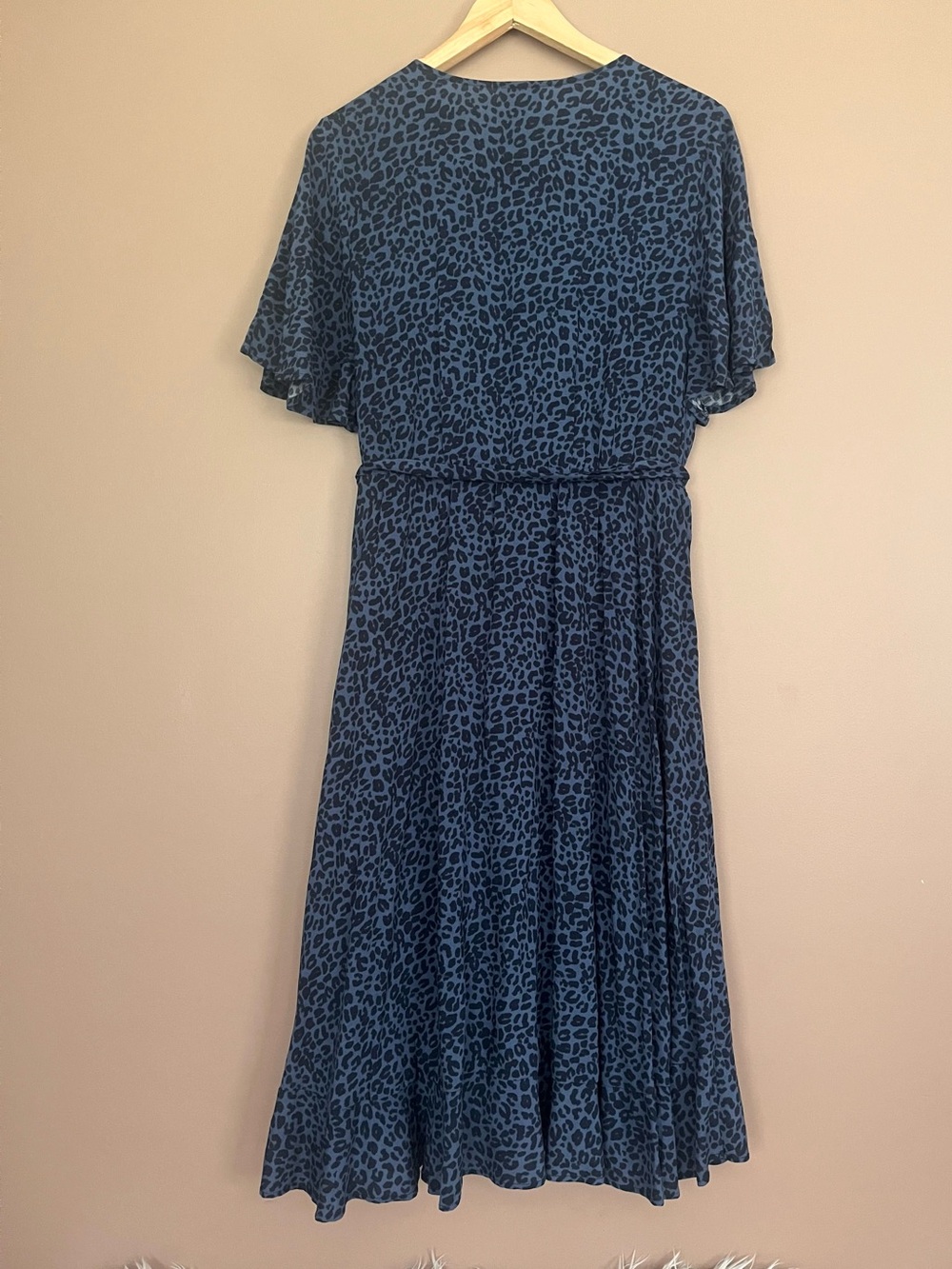 {Torrid} Cheetah Print Flutter Sleeve Faux Wrap Challis Dress - Womens 2X - NWT - Picture 5 of 13